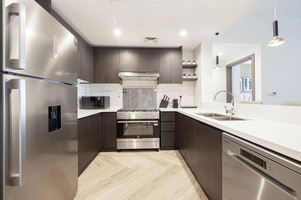 Chic 2 Bed Near Trade Centre With 5 Star Amenities Daire Dubai Dış mekan fotoğraf