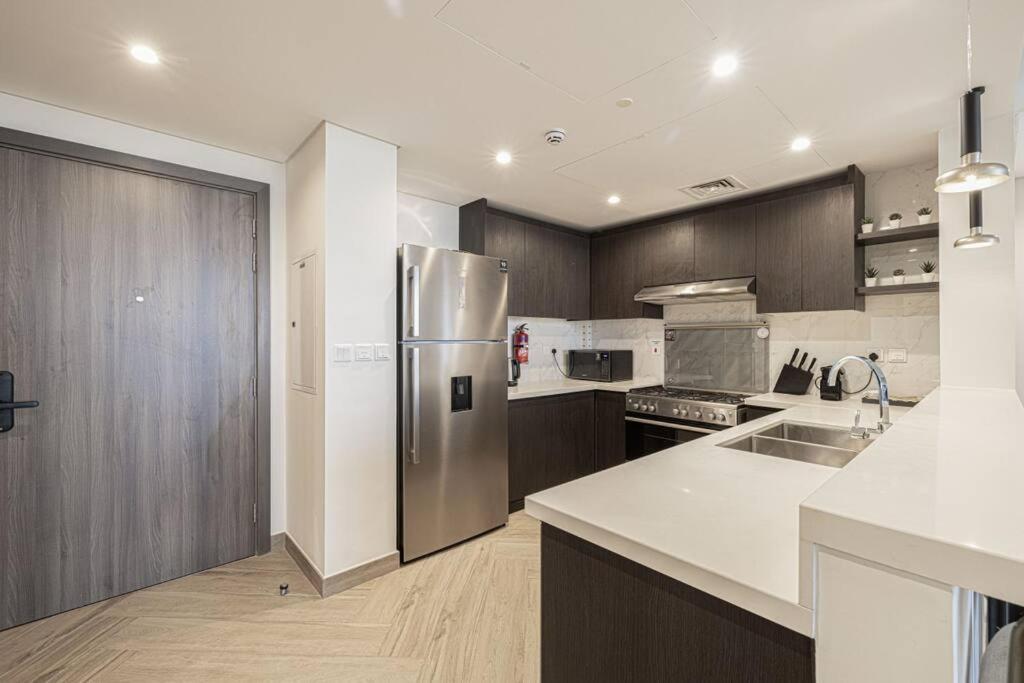 Chic 2 Bed Near Trade Centre With 5 Star Amenities Daire Dubai Dış mekan fotoğraf