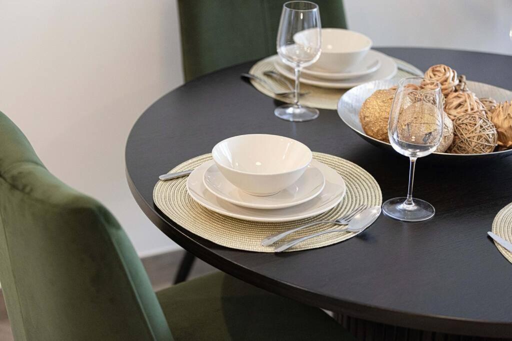 Chic 2 Bed Near Trade Centre With 5 Star Amenities Daire Dubai Dış mekan fotoğraf